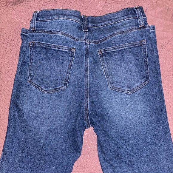 Stylish Blue Denim Jeans - Picture 4 of 5